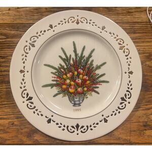 Lenox Colonial Bouquet Plate 1996 MASSACHUSETTS Pristine!